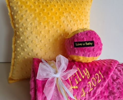 Honey & Rose