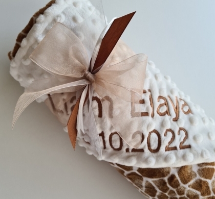 Off White & Baby Giraffe